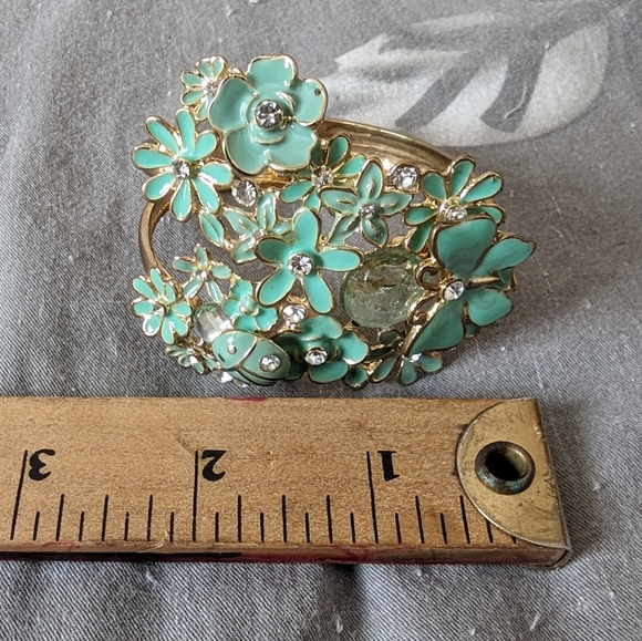 🌟3/$20🌟Costume Bracelet - Picture 8 of 9